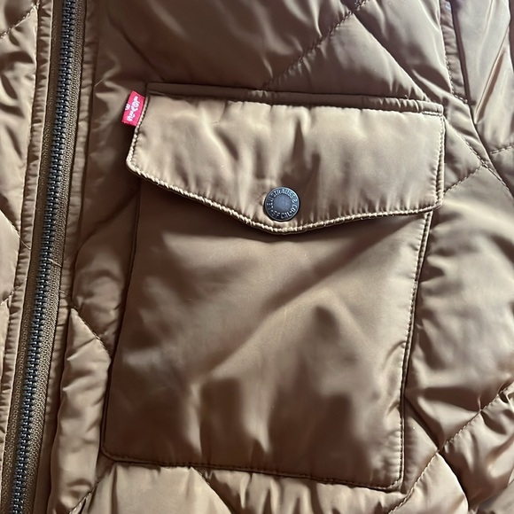 Levi’s winter coat - Picture 4 of 9